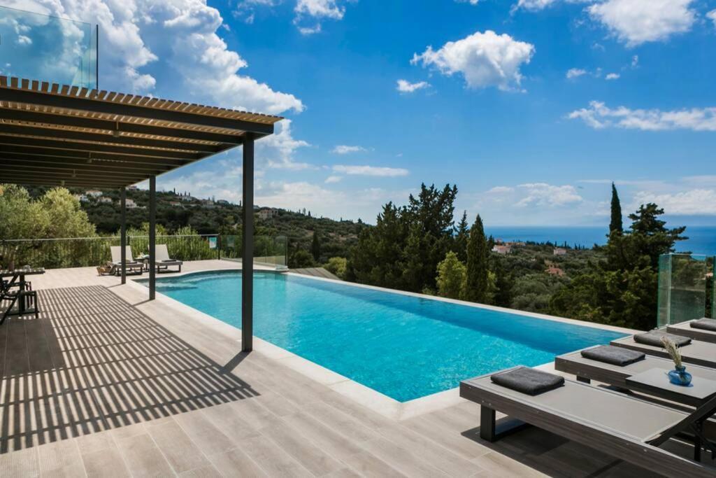 Color Villas-New Villa Green At Trapezaki With Private Pool Mousata Exterior photo